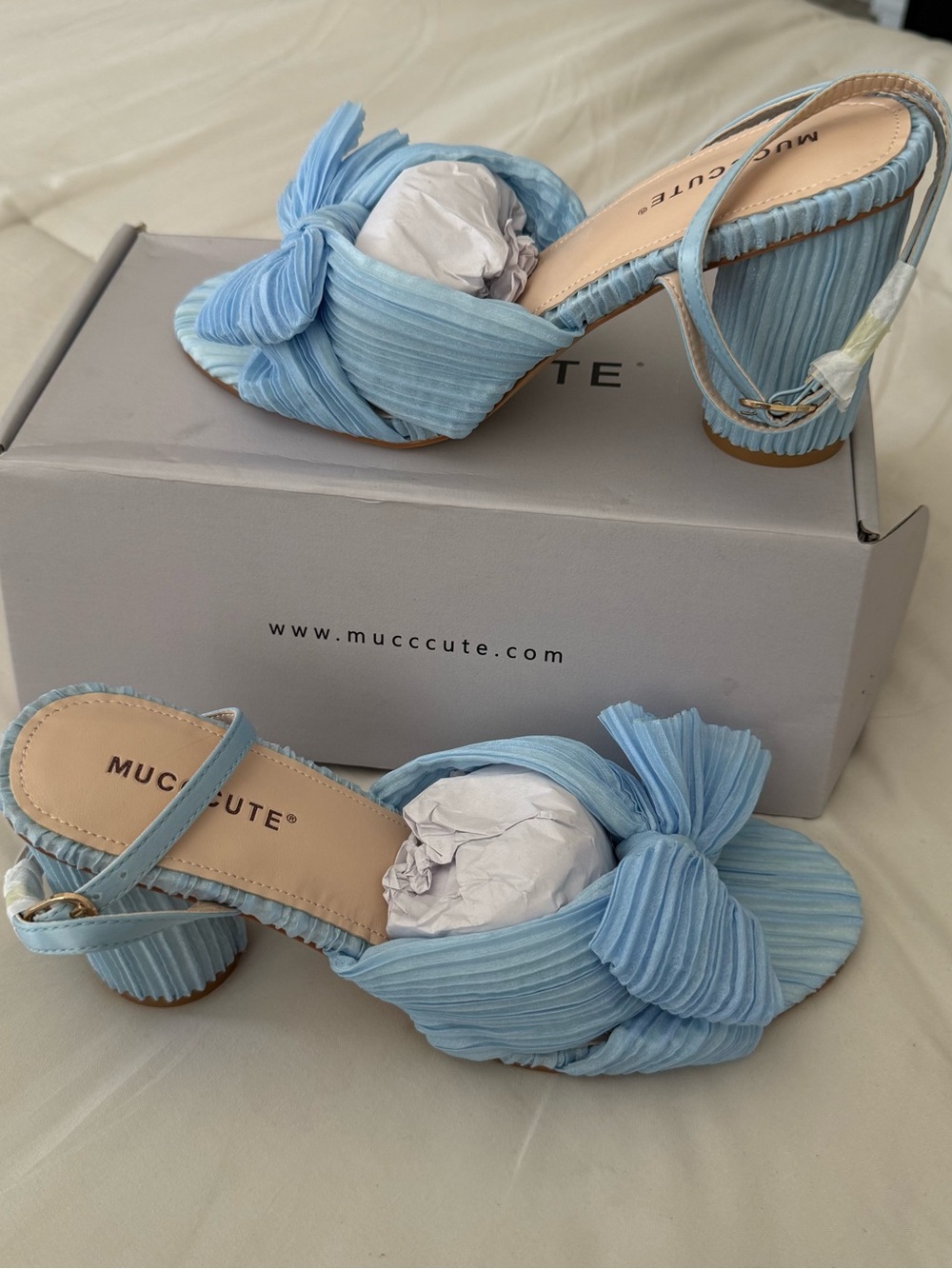 Women's Light Blue Knotted Slingback Heels size 9